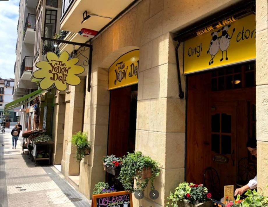 The Yellow Deli in San Sebastián